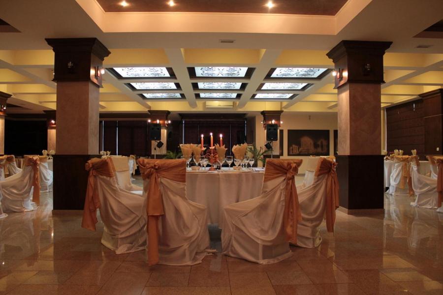 Hotel Imperium Sučava Exteriér fotografie