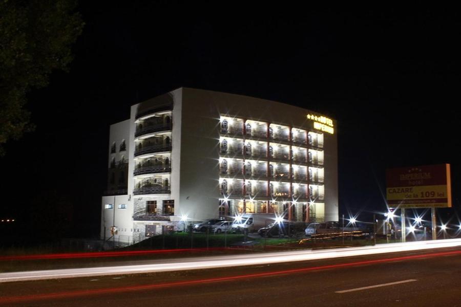 Hotel Imperium Sučava Exteriér fotografie