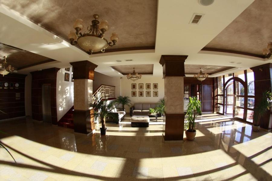 Hotel Imperium Sučava Exteriér fotografie